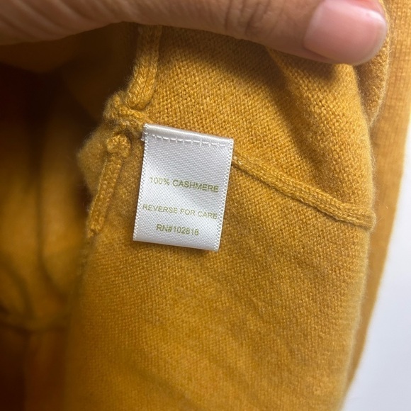 GARNET HILL YELLOW MUSTARD Long Sleeve tiered Tunic Top 100% Cashmere Size S - Picture 6 of 6